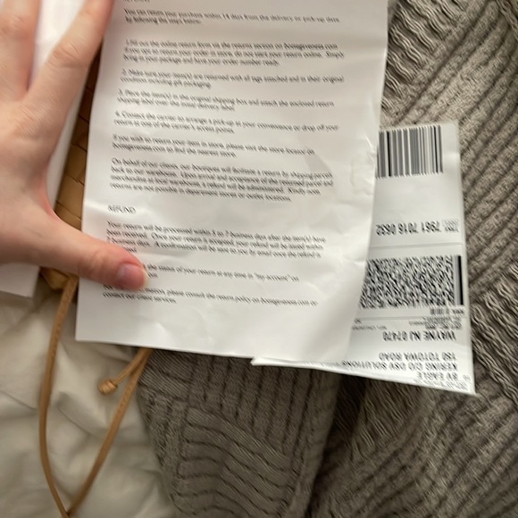 BOTTEGA VENETA MINI POUCH NWOT - Picture 8 of 16